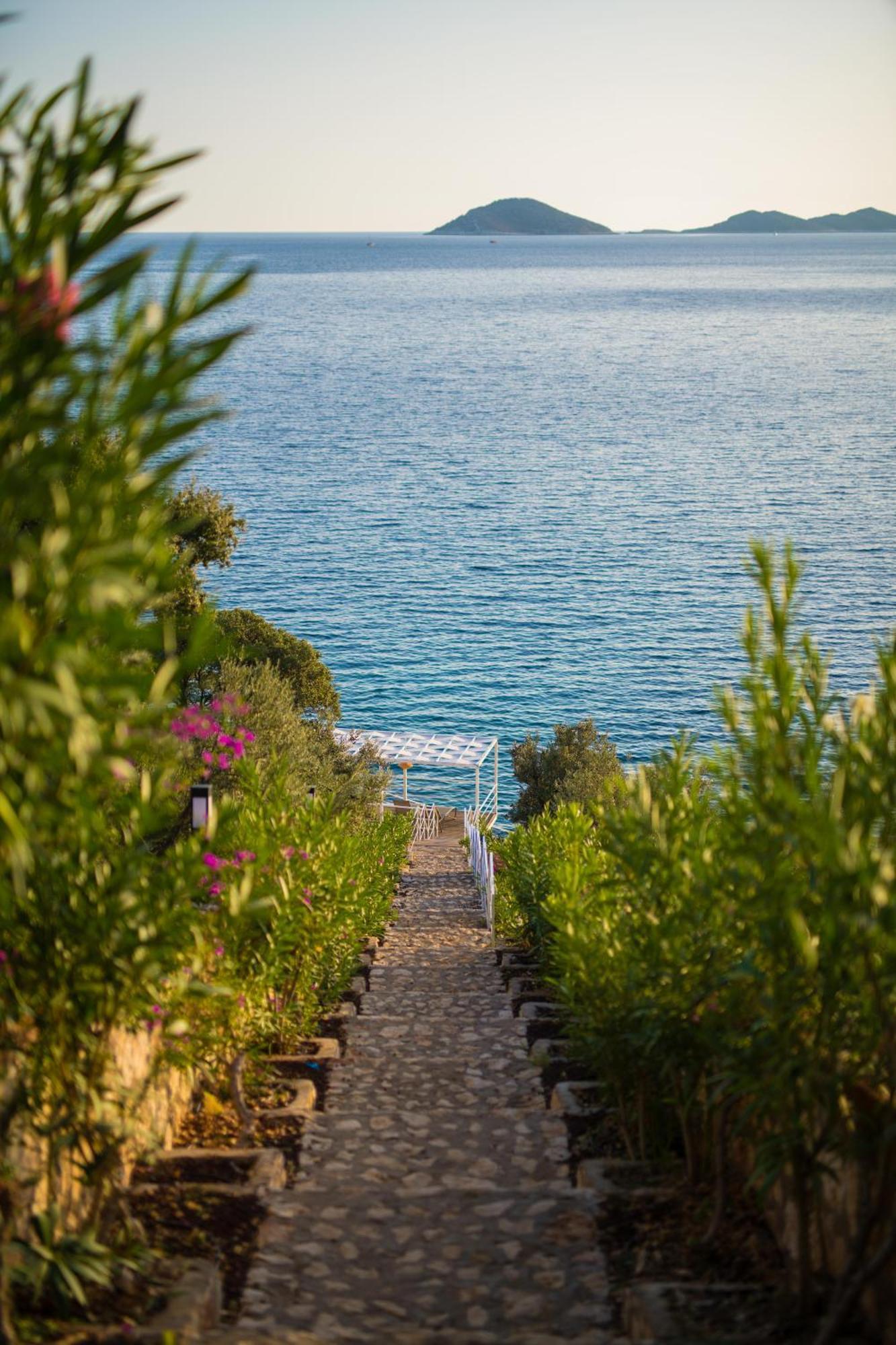 Beachfront White Villa With Private Swimming Pool Kalkan Exterior foto