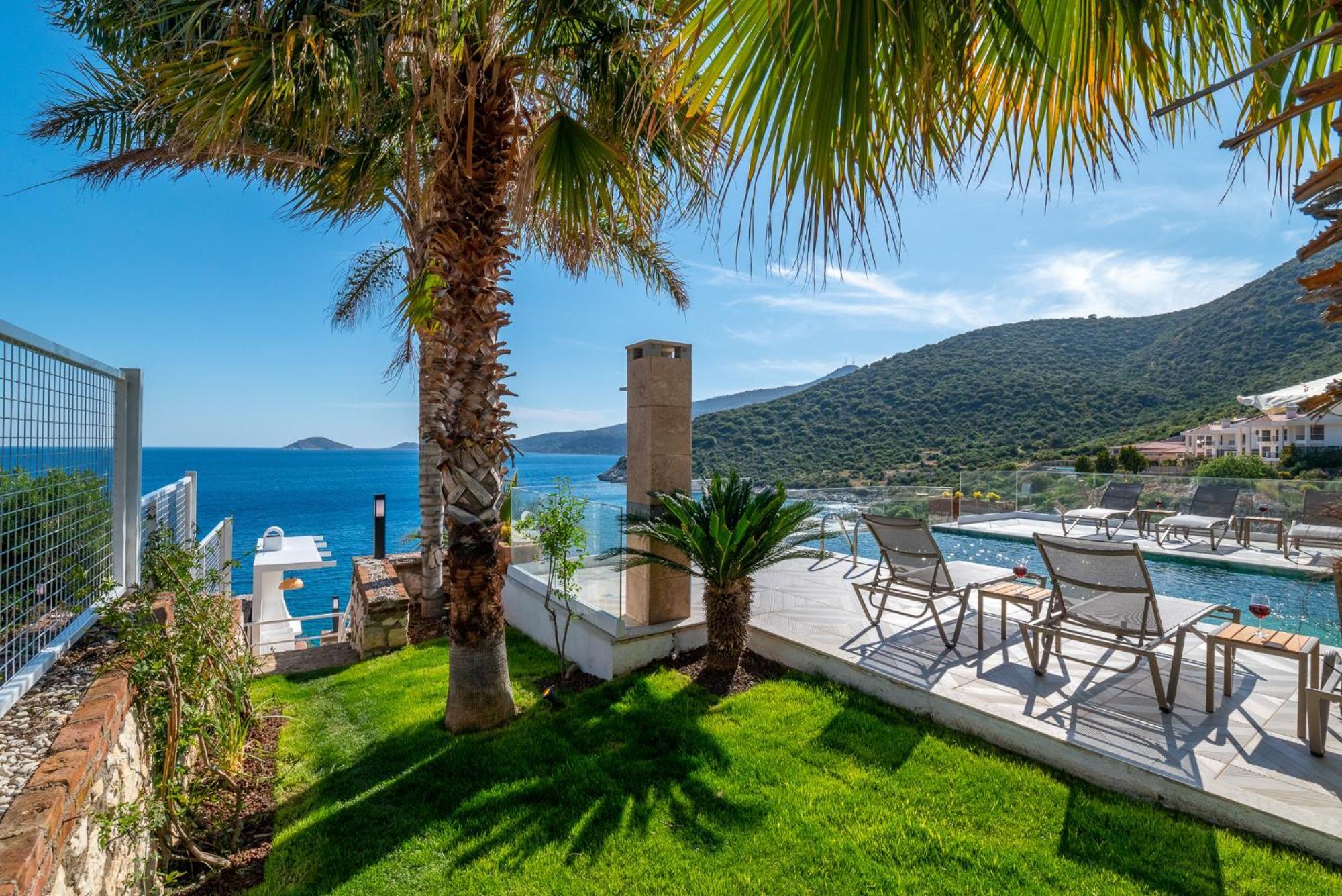 Beachfront White Villa With Private Swimming Pool Kalkan Exterior foto
