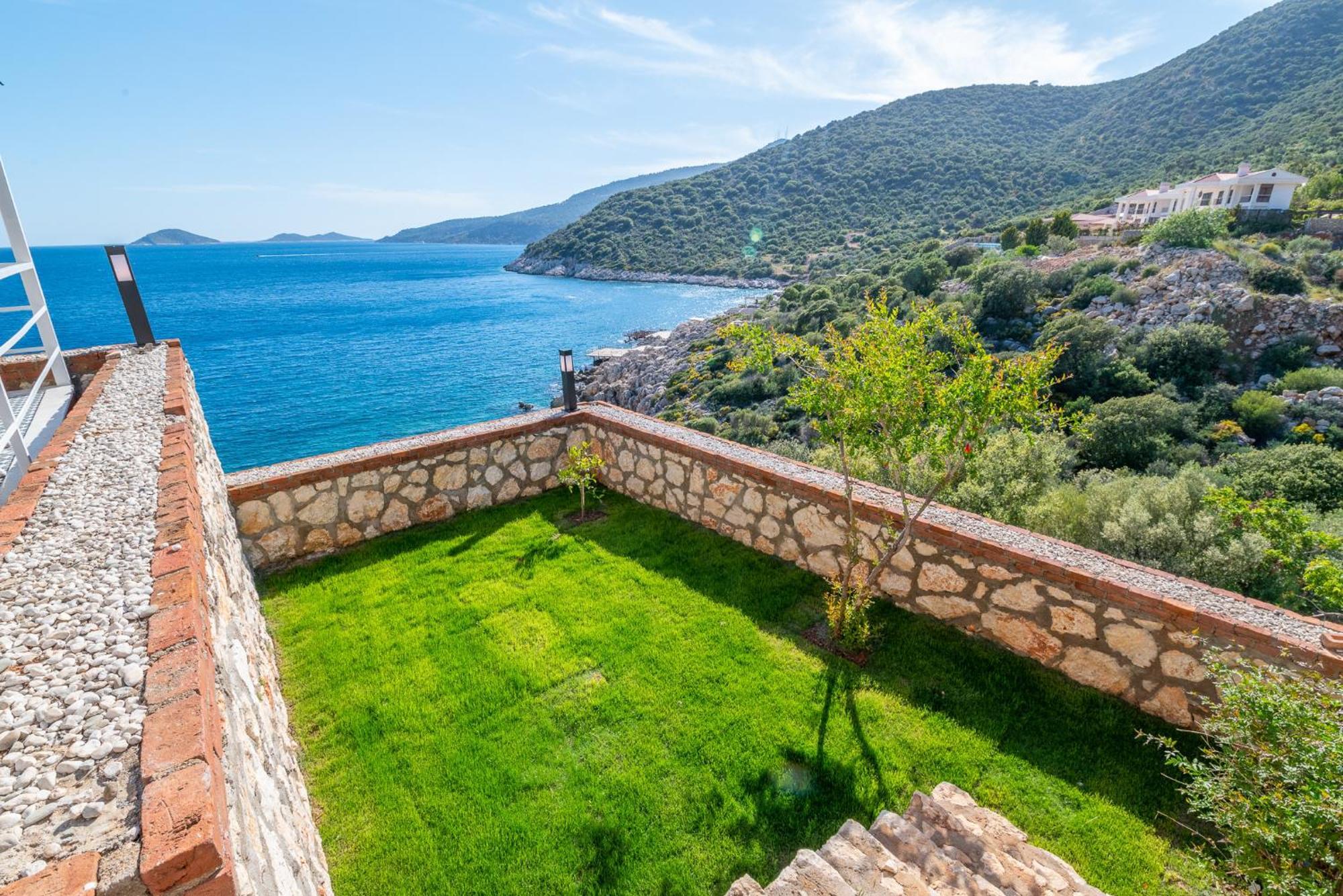 Beachfront White Villa With Private Swimming Pool Kalkan Exterior foto