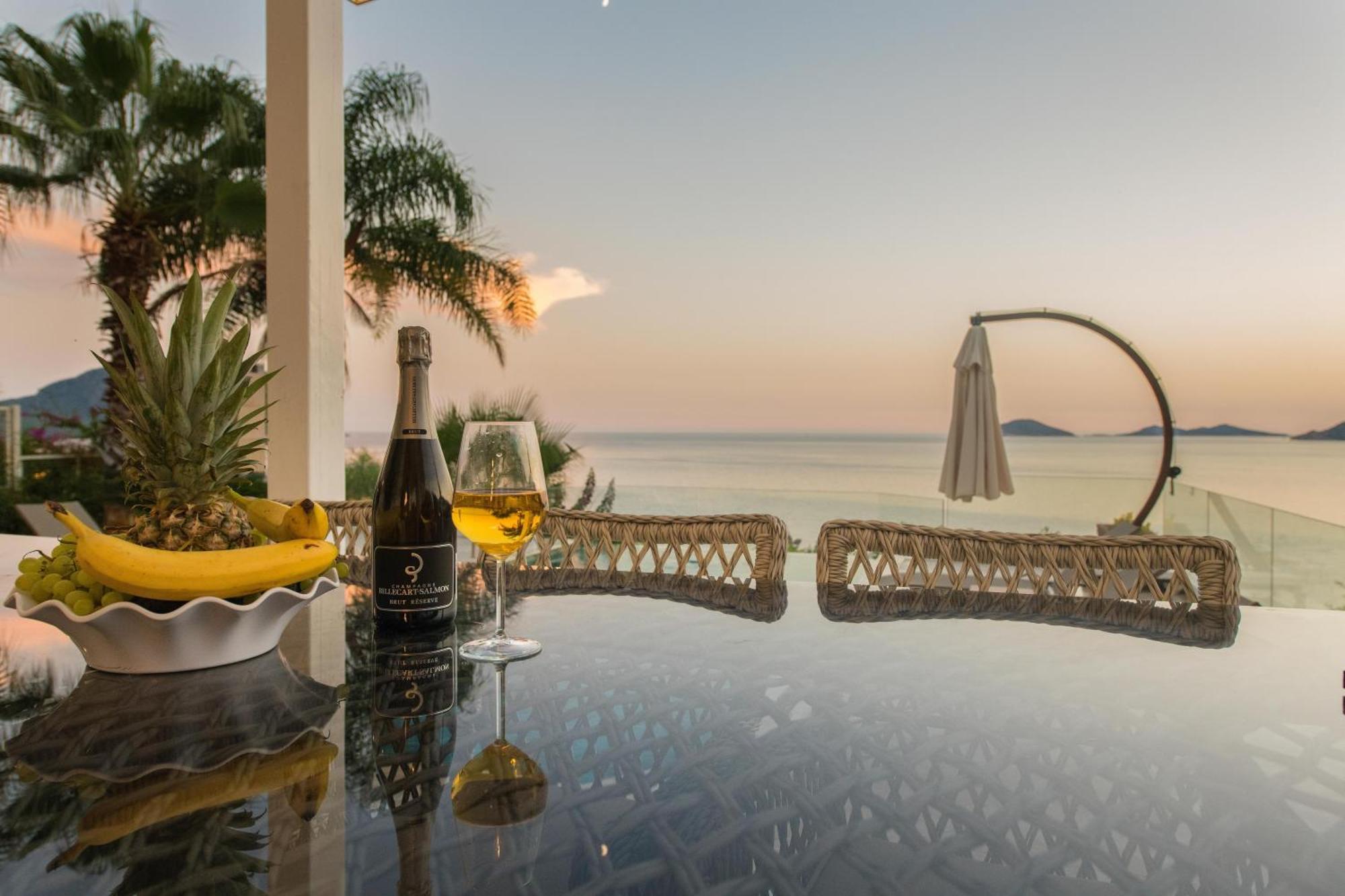 Beachfront White Villa With Private Swimming Pool Kalkan Exterior foto