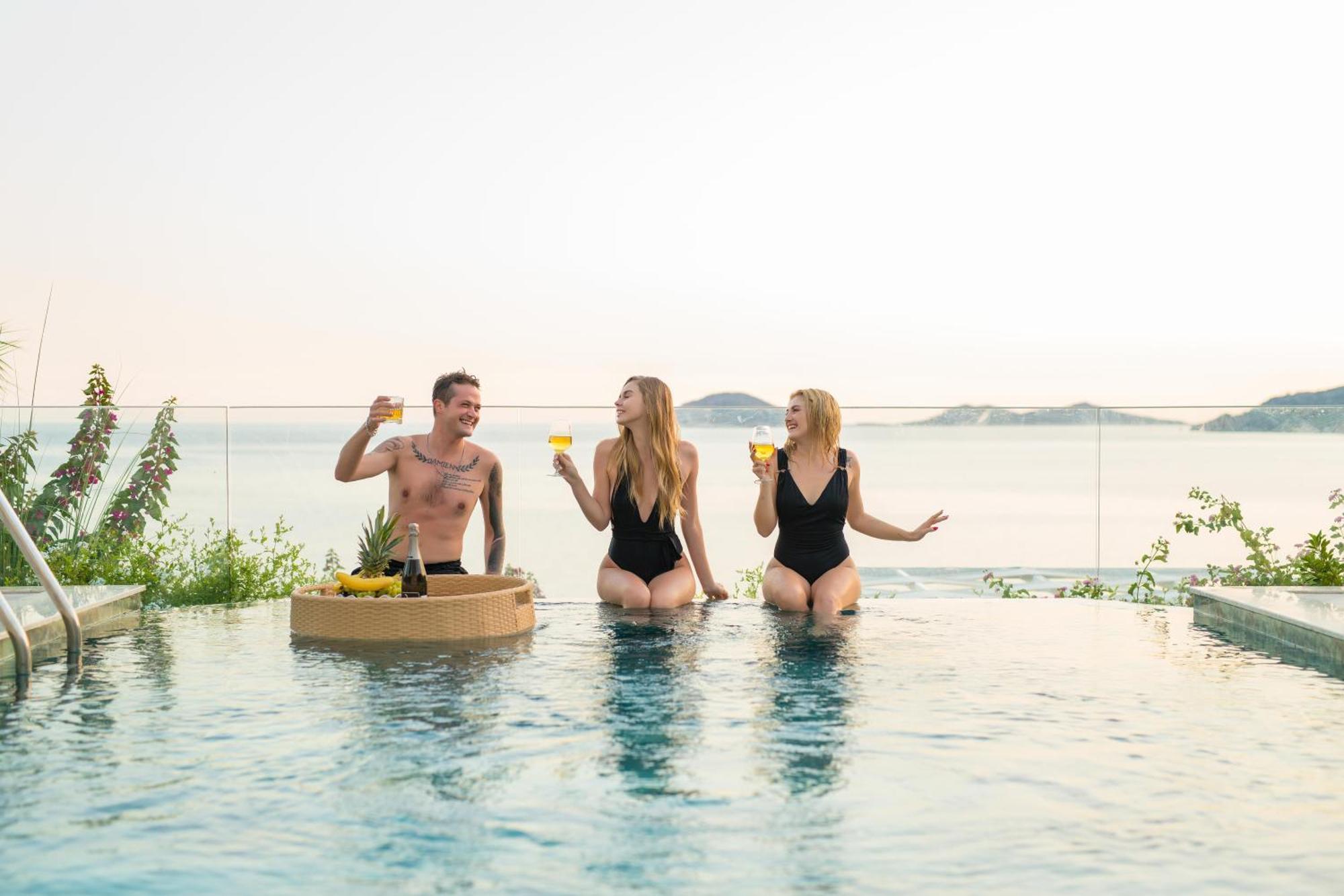 Beachfront White Villa With Private Swimming Pool Kalkan Exterior foto