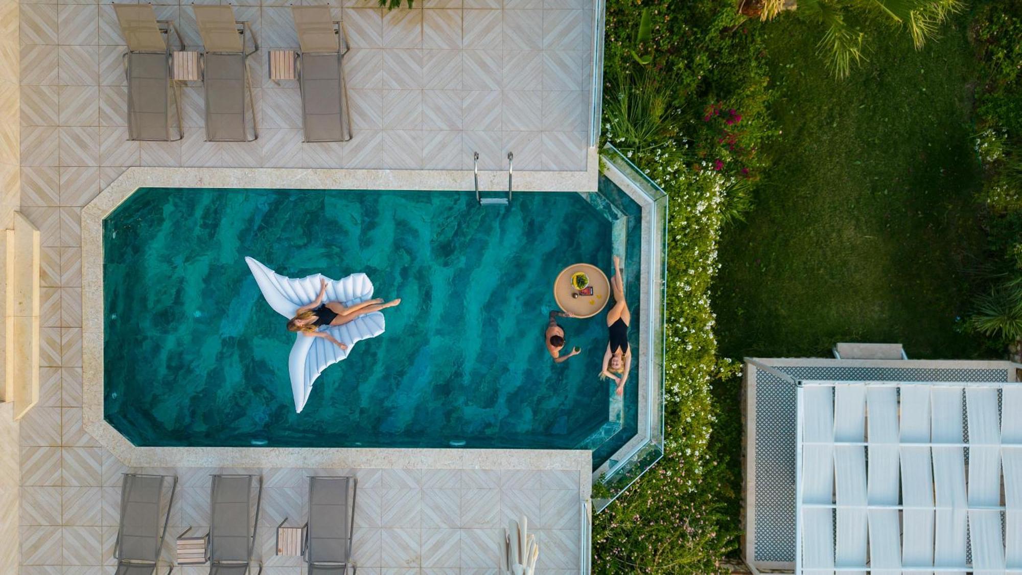 Beachfront White Villa With Private Swimming Pool Kalkan Exterior foto