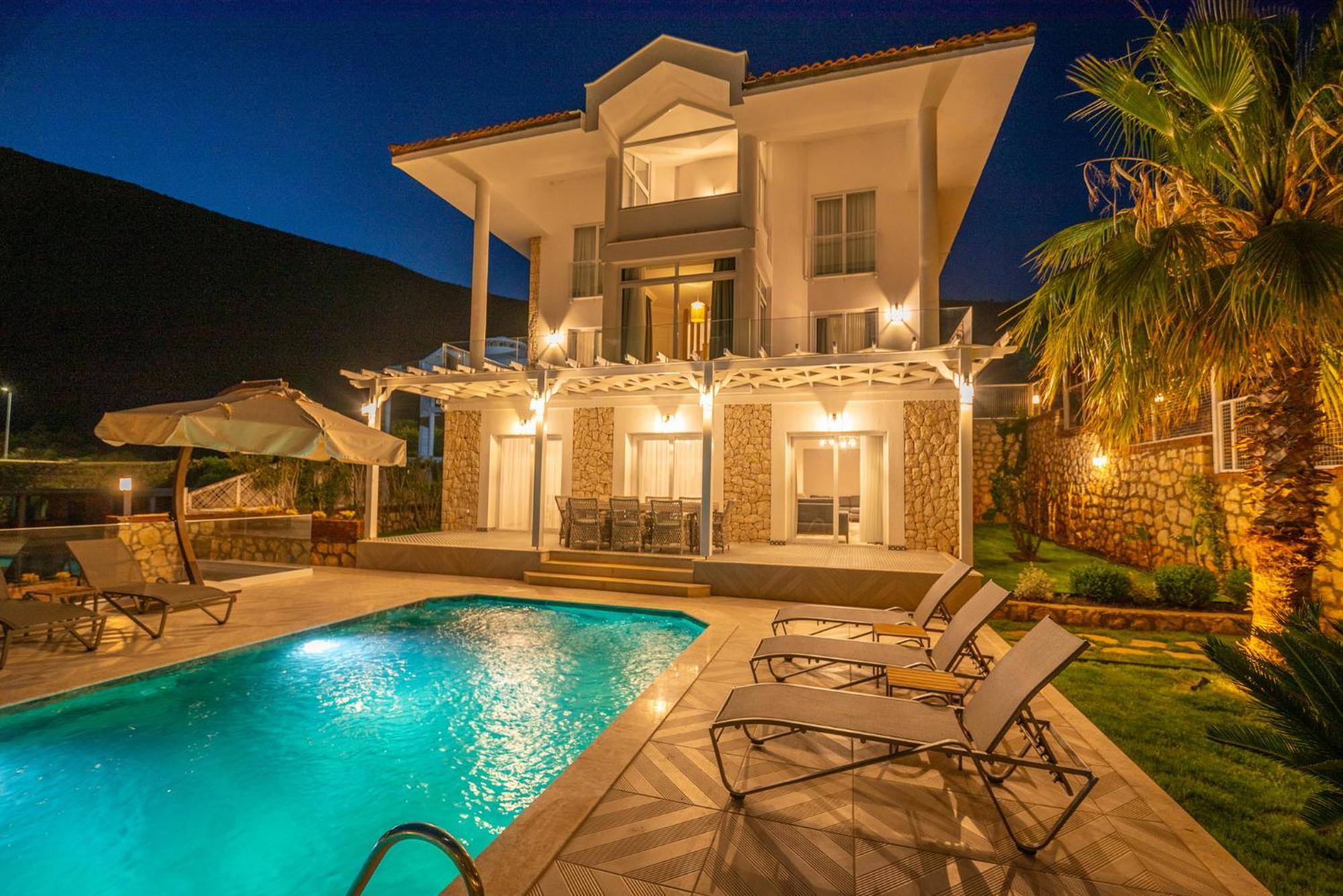 Beachfront White Villa With Private Swimming Pool Kalkan Exterior foto